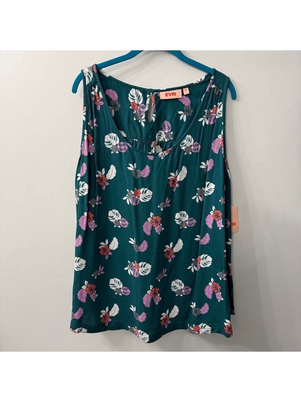 EVRI Women's Green Floral Scoop Neck Sleeveless Blouse 1X